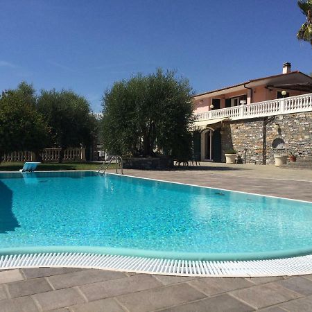 Villa Con Piscina A Imperia, Italy Buitenkant foto